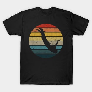 Bungee jumping Silhouette On A Distressed Retro Sunset print T-Shirt